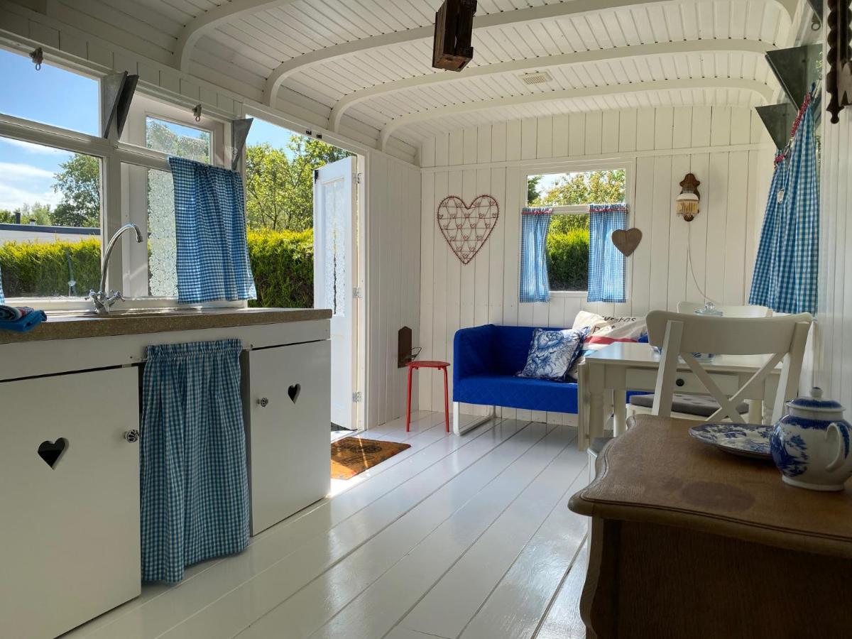 Hotel Little Blue House Oostvoorne Zewnętrze zdjęcie
